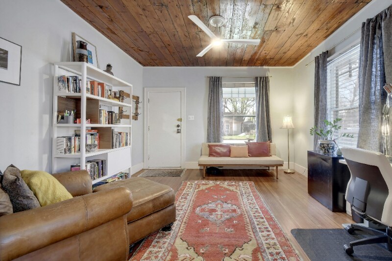 Building Photo - 2504 E Cesar Chavez St