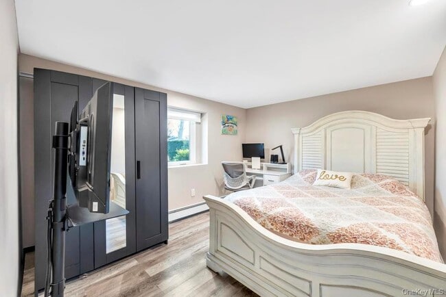 Building Photo - 62 Forest Ave