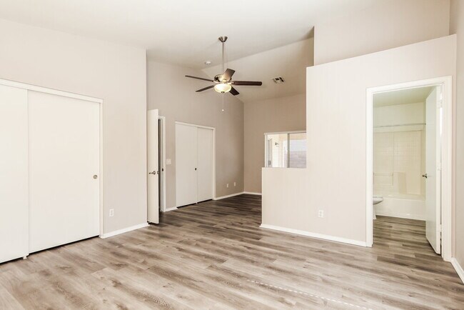 Building Photo - 11591 W Hubbell St