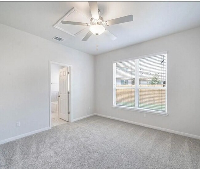 Building Photo - Pflugerville Rental Home - 3 Bed / 2 Bath ...