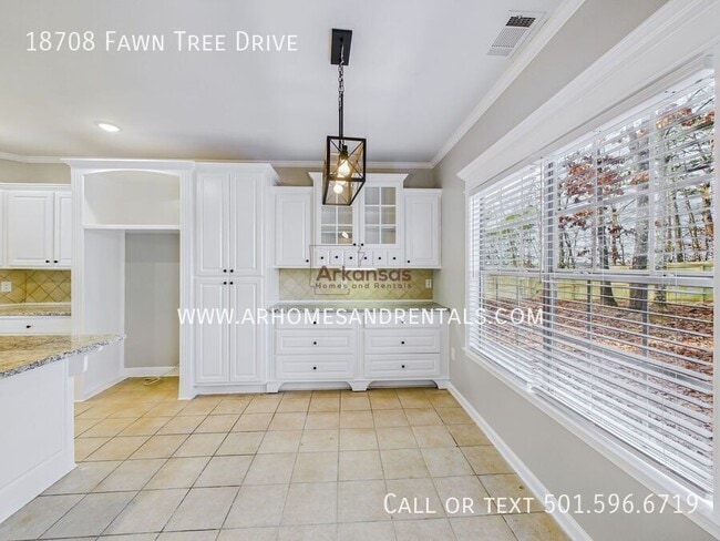 Building Photo - 18708 Fawn Tree Dr