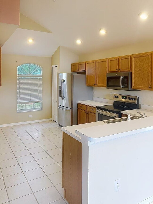 Building Photo - 12509 Lake Vista Dr