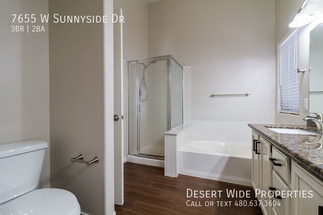 Building Photo - 7655 W Sunnyside Dr