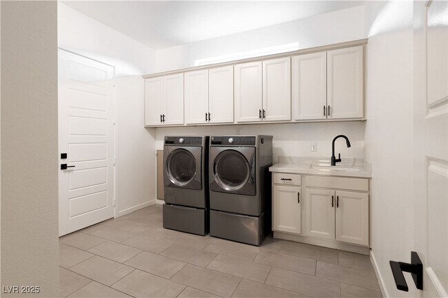 Building Photo - 6110 Pebble Glen Ct
