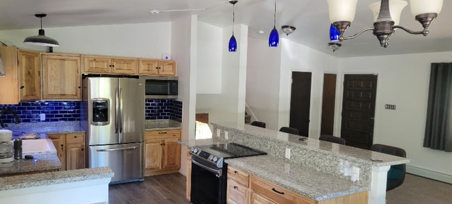 Building Photo - 30790 Stagecoach Blvd
