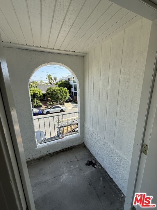 Building Photo - 1458 W 36th St