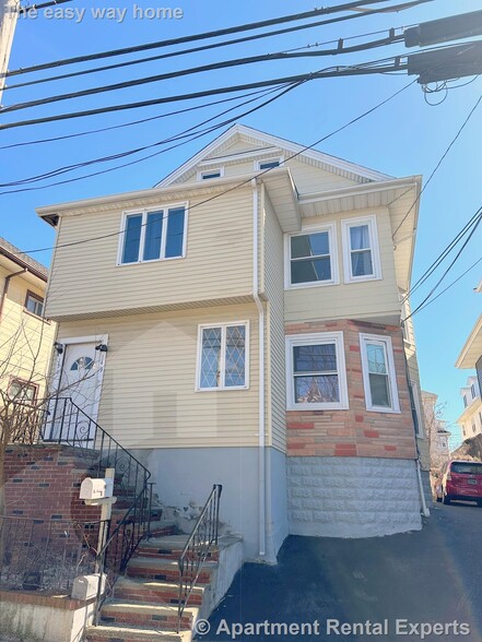 Building Photo - 149 North St