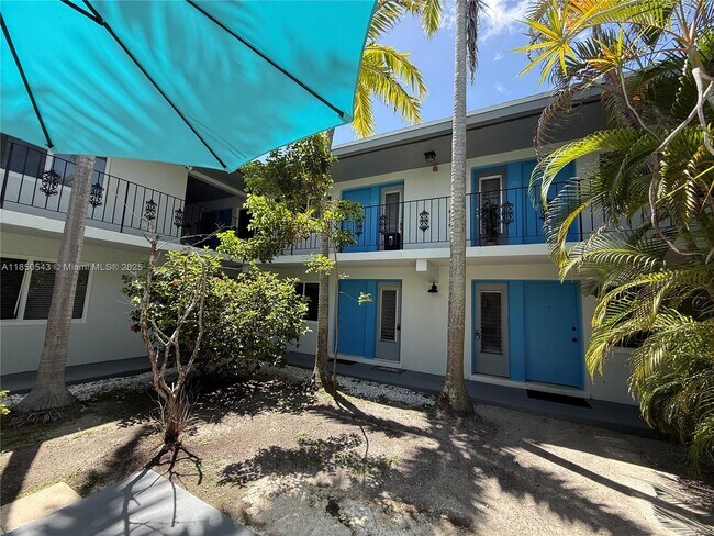 Building Photo - 7441 SW 59th Pl