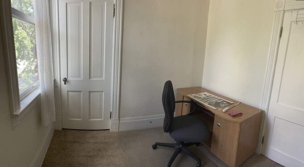 Office - 826 Selby Ave