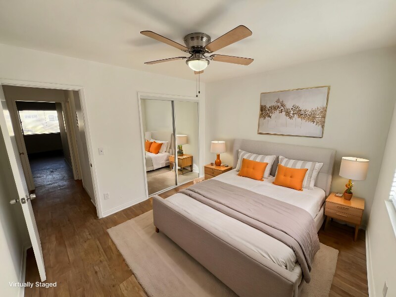 Building Photo - 14650 Saticoy St