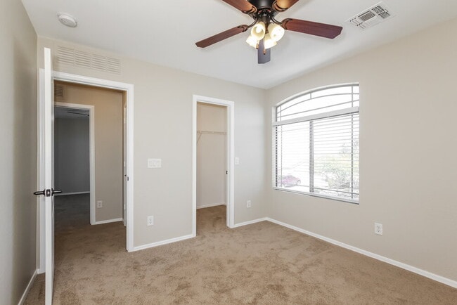 Building Photo - 11963 W Dos Rios Dr