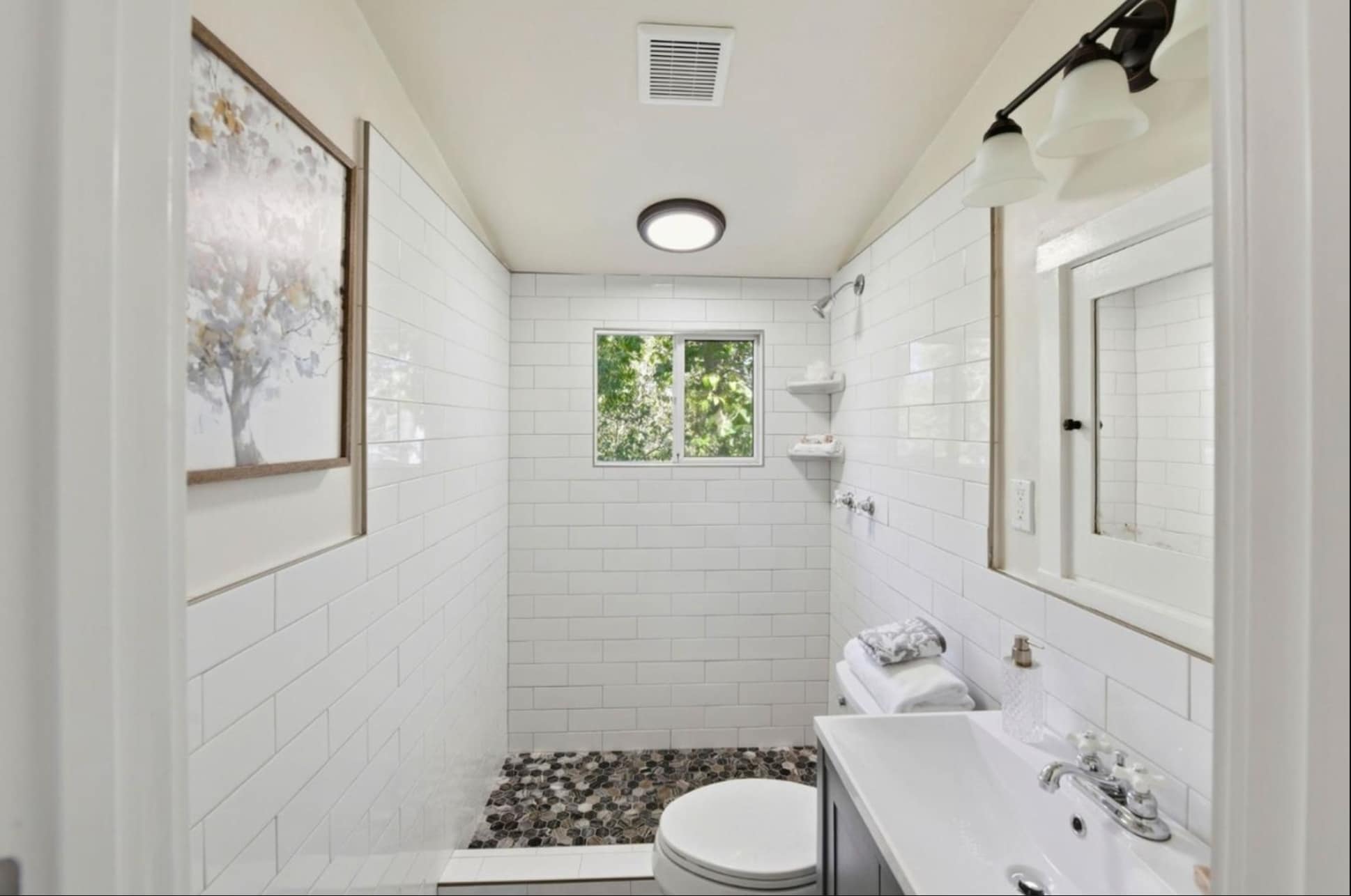 Building Photo - 179 College Way