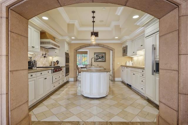 Building Photo - 5220 Grand Del Mar Way