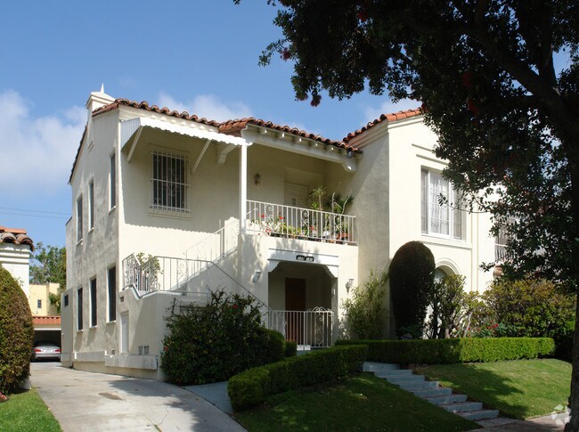 Building Photo - 141 N Clark Dr