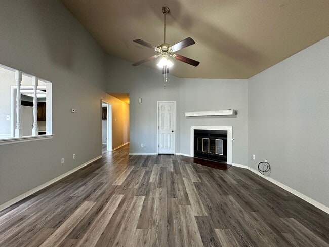 Building Photo - 35 Aberdeen Cir