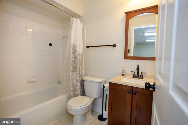 Building Photo - 1411 Campbell Ct NE