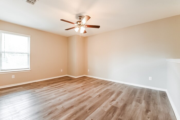 Building Photo - 1510 Kensington Pl