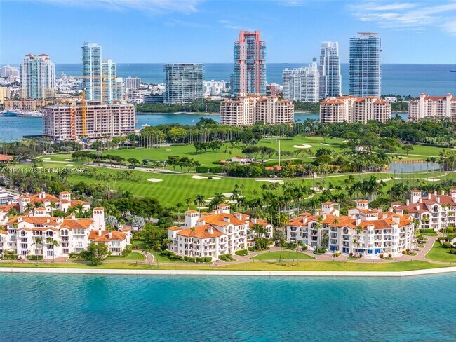 Building Photo - 2332 Fisher Island Dr