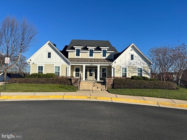 Building Photo - 25146 Harpenden Terrace