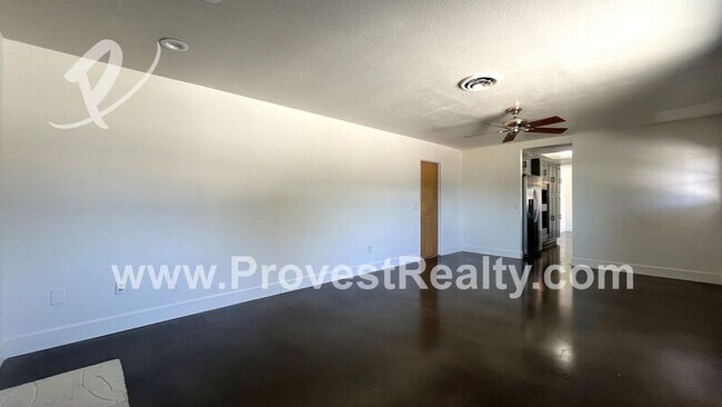 Building Photo - 18370 Danbury Ave