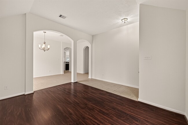 Building Photo - 9202 Sorrell Hollow Ln