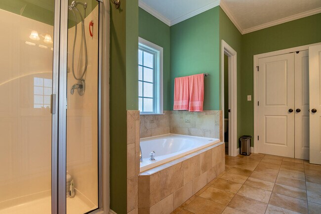 Building Photo - 1204 Berkley Hills Pass