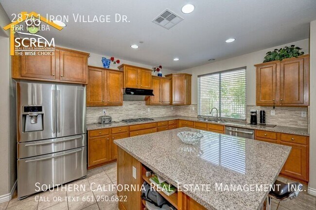 Building Photo - 28741 N Iron Village Dr