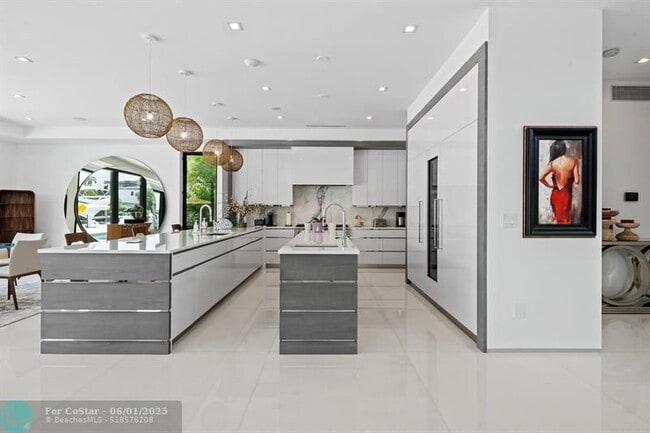 Building Photo - 401 Lido Dr