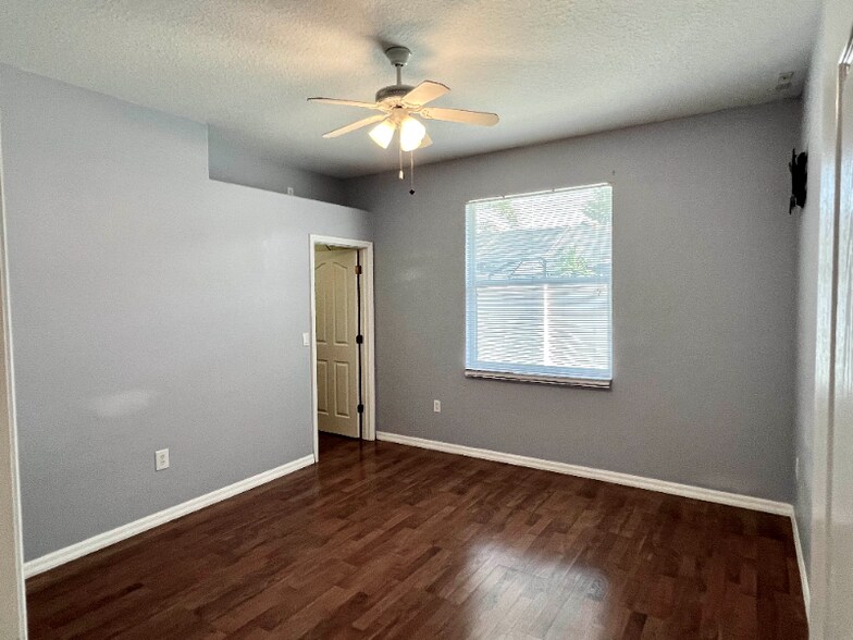 Building Photo - 6614 68th St E