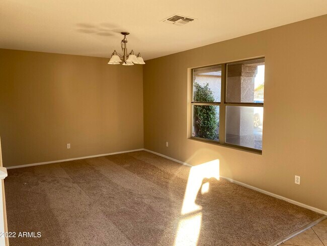 Building Photo - 3427 E Derringer Way