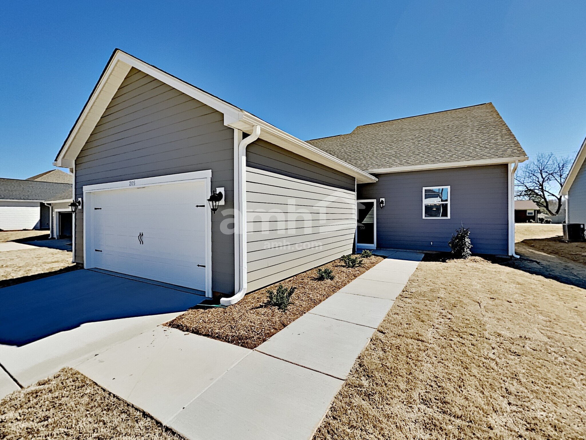 Building Photo - 205 Stowe Rd