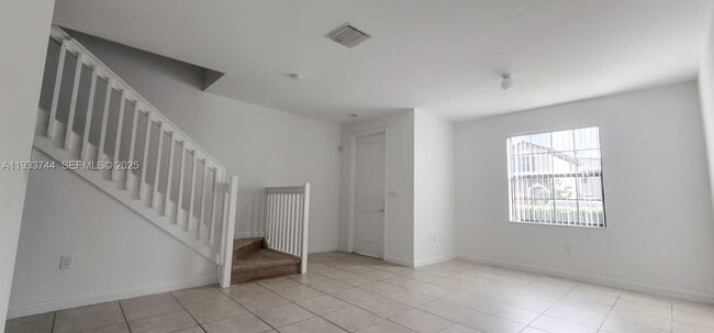 Building Photo - 15065 SW 115th St