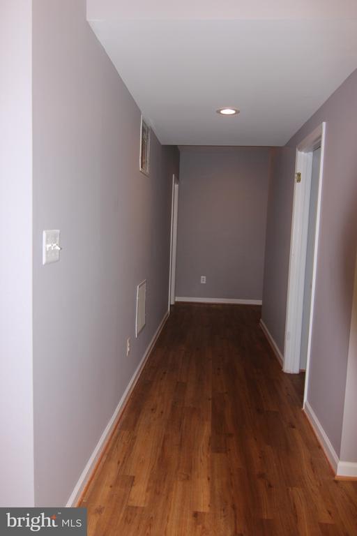 Building Photo - 25783 Fenian Ct