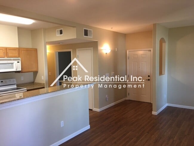 Building Photo - Spacious 2bd/2ba North Natomas Condo