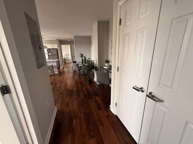 Building Photo - 1308 Clifton St NW