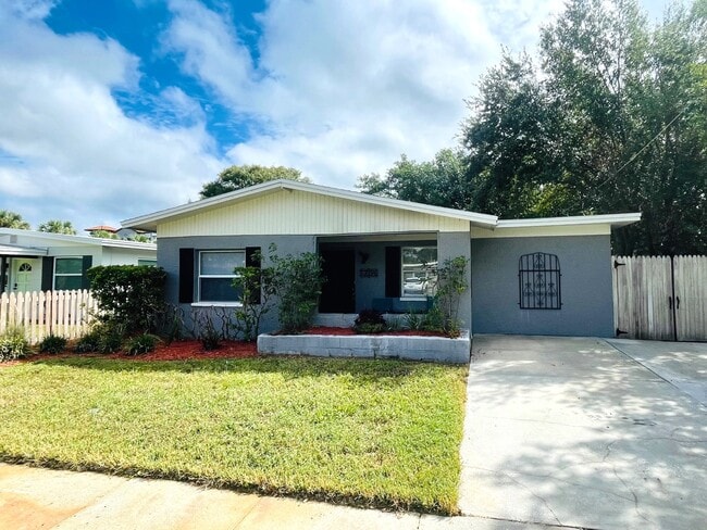 front of home - 6604 S Mascotte St