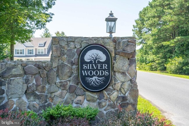 Building Photo - 383 Scranton Ln