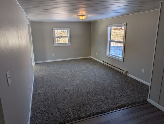 Building Photo - For sale (with rent to own option) - Freshly renovated 3 bedroom/2 bath mobile home