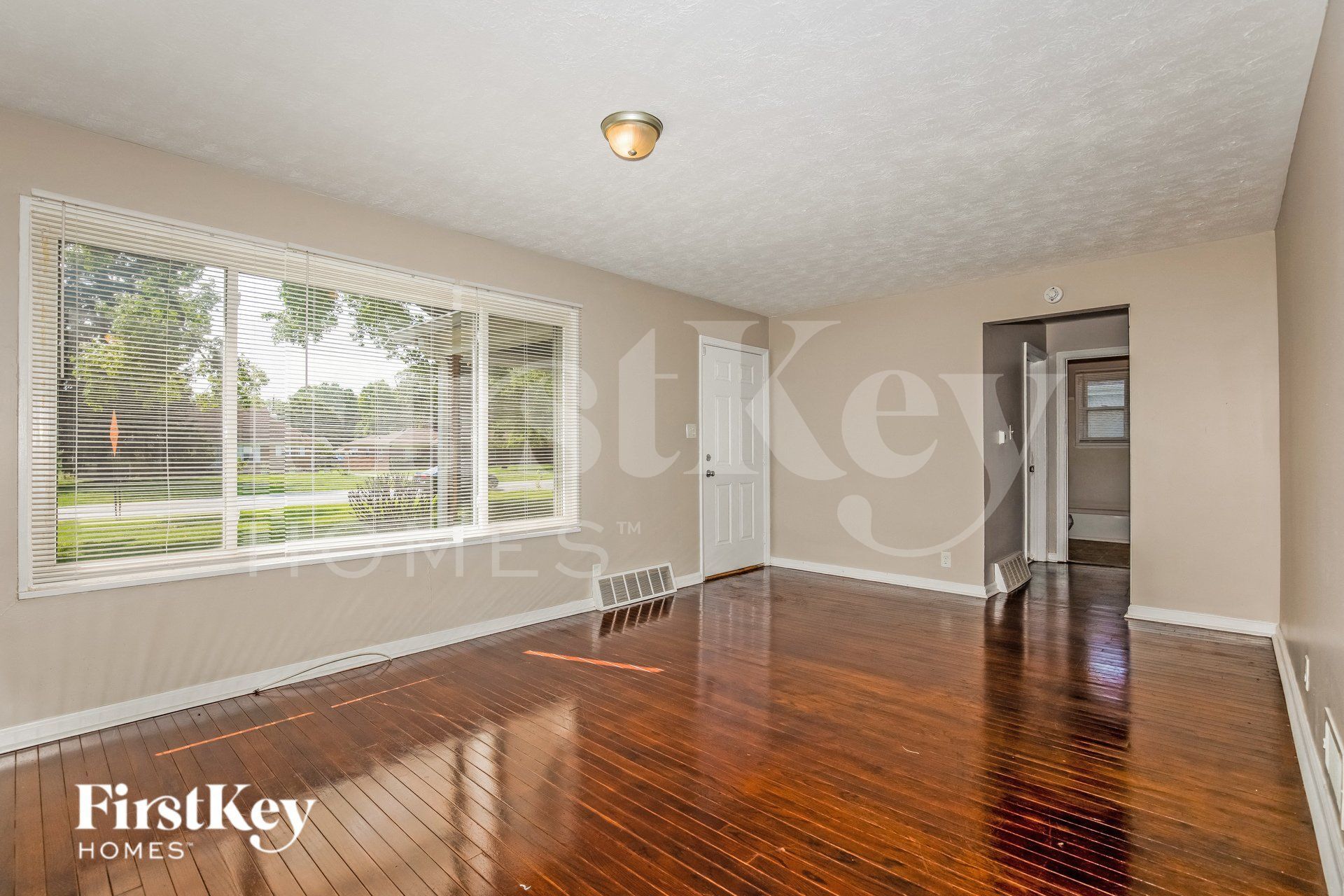 Building Photo - 2825 Kessler Blvd Dr