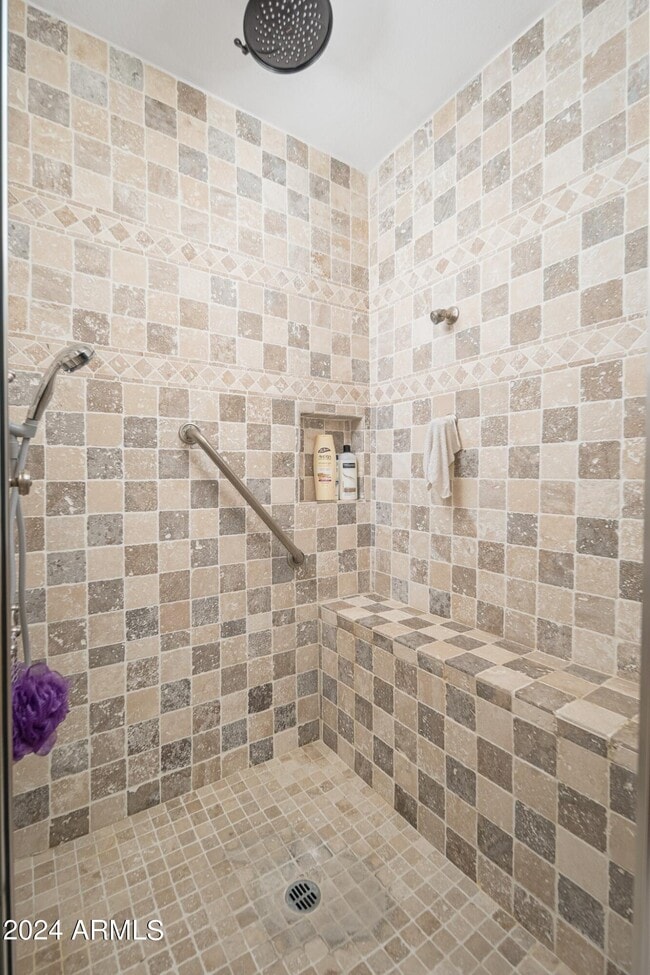 Building Photo - 6610 W McKinley St