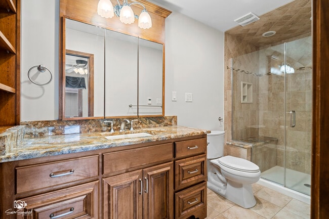 Building Photo - 509 Apollo Dr