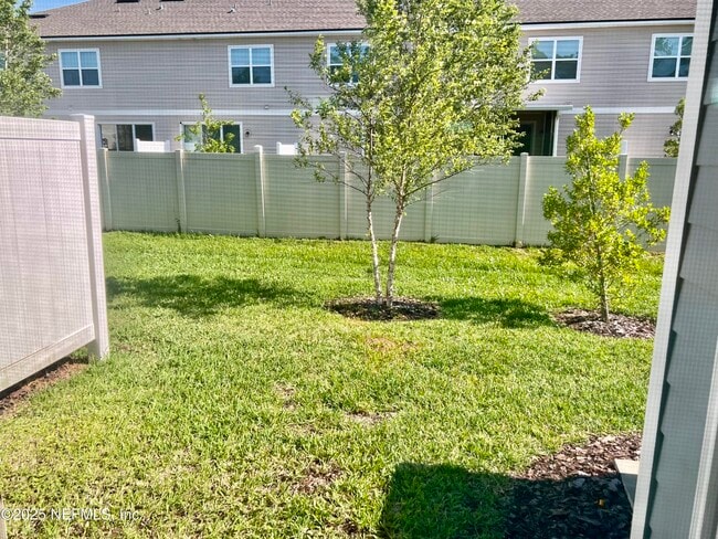 Building Photo - 307 Annies Pl
