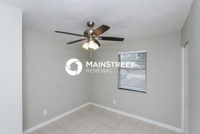 Building Photo - 3 Bedroom Pet-Friendly Home in VERO BEACH, FL with Main Street Renewal
