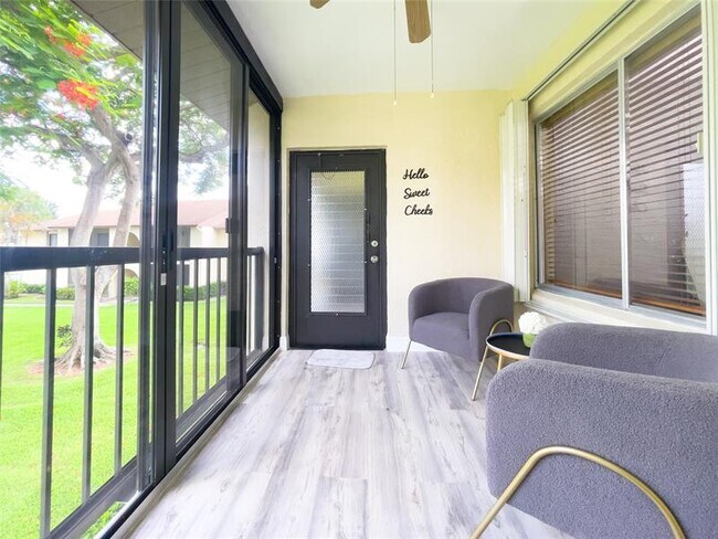 Building Photo - 340 Knotty Pine Cir