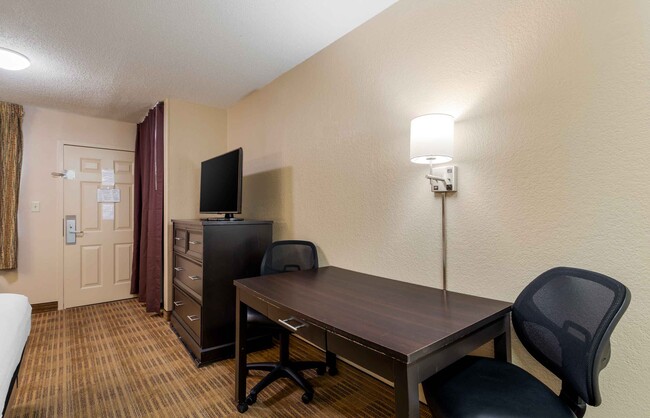 Building Photo - Furnished Studio-Chattanooga - Airport