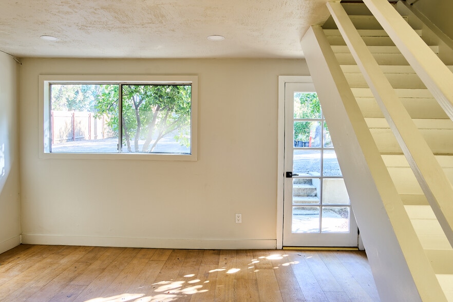 Building Photo - 31660 Pitsch Canyon Rd