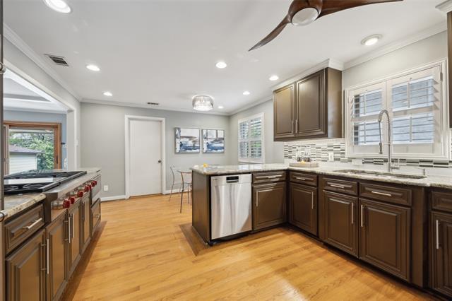 Building Photo - 6777 Lakefair Cir