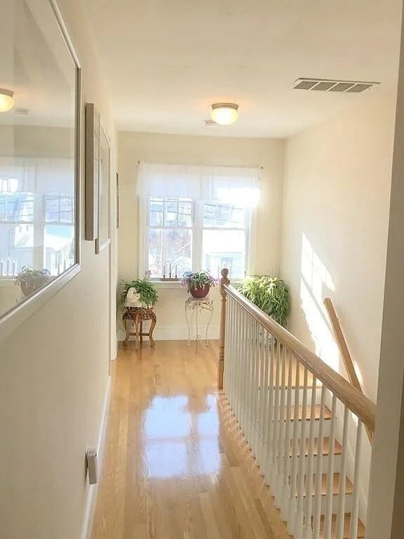 Building Photo - 343 Quarry St