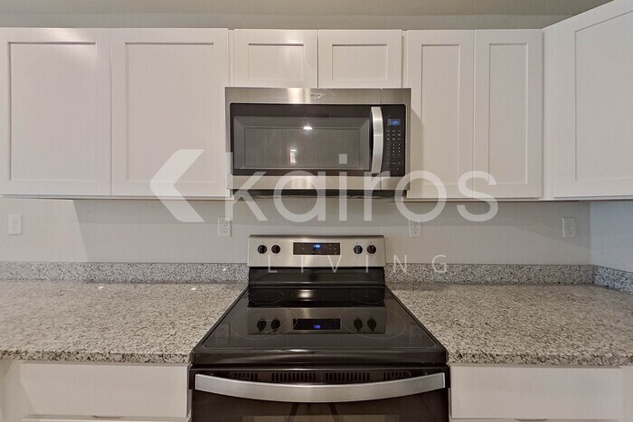 Building Photo - 55 Cora Rd