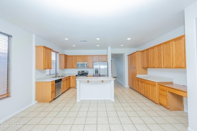 Building Photo - 40930 N Wild West Trail